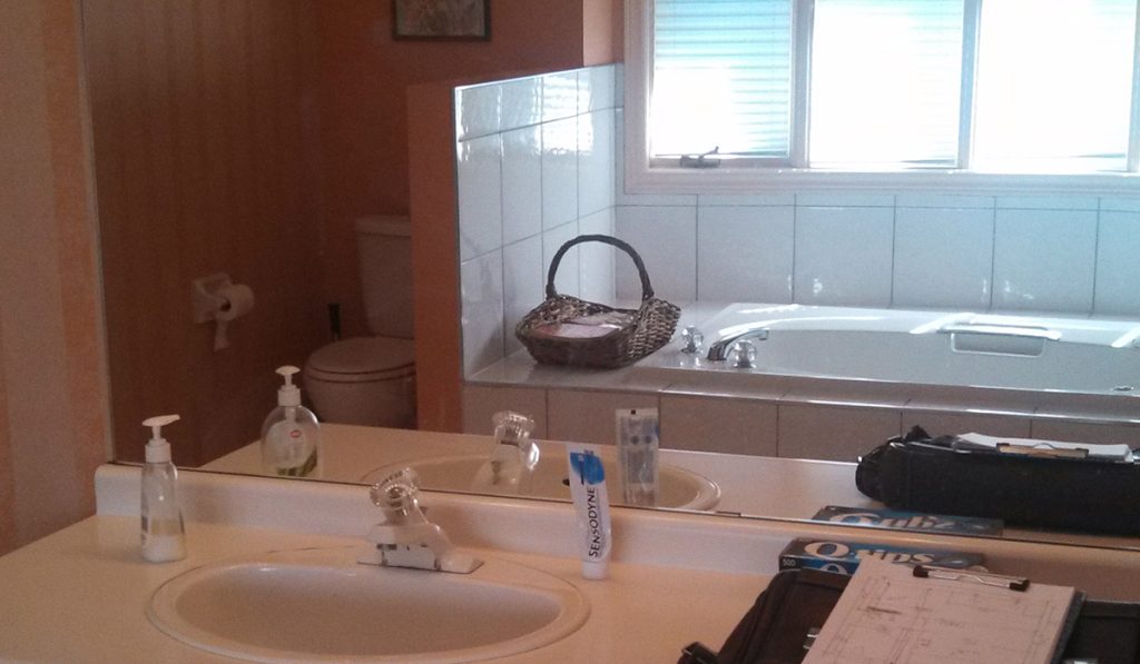 5 Ways to Create a Senior-Friendly Bathroom 5 Ways to Create a Senior-Friendly Bathroom